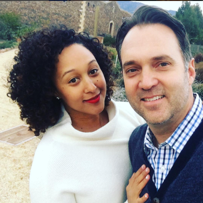 Tamera Mowry-Housley Gives a Thumbs Up To These New Interracial Couple Emojis